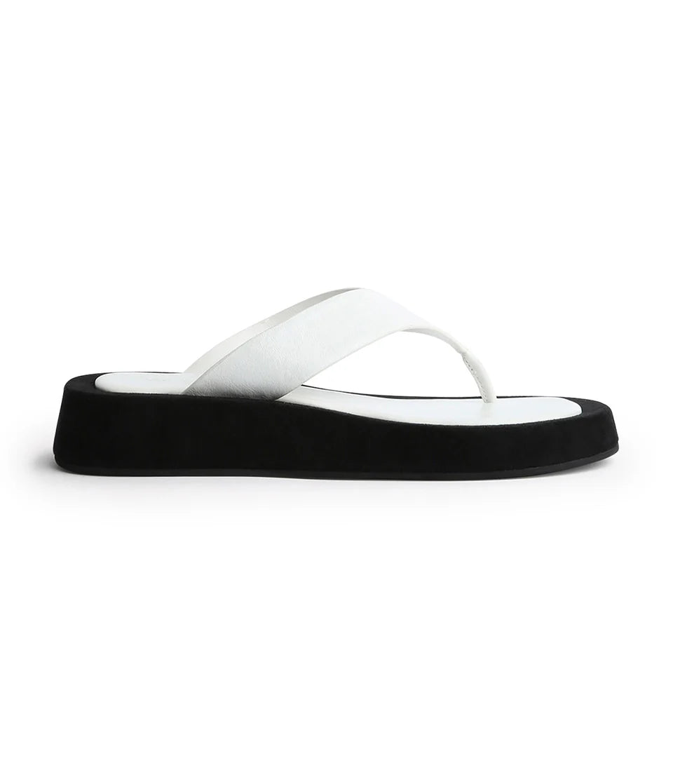 IVES MILK CAPRETTO SANDALS